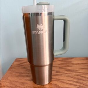 Stanley Silver Tumbler with Green Handle
